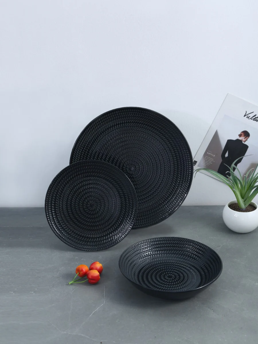 12 Piece Black Dinnerware Set - Image 4