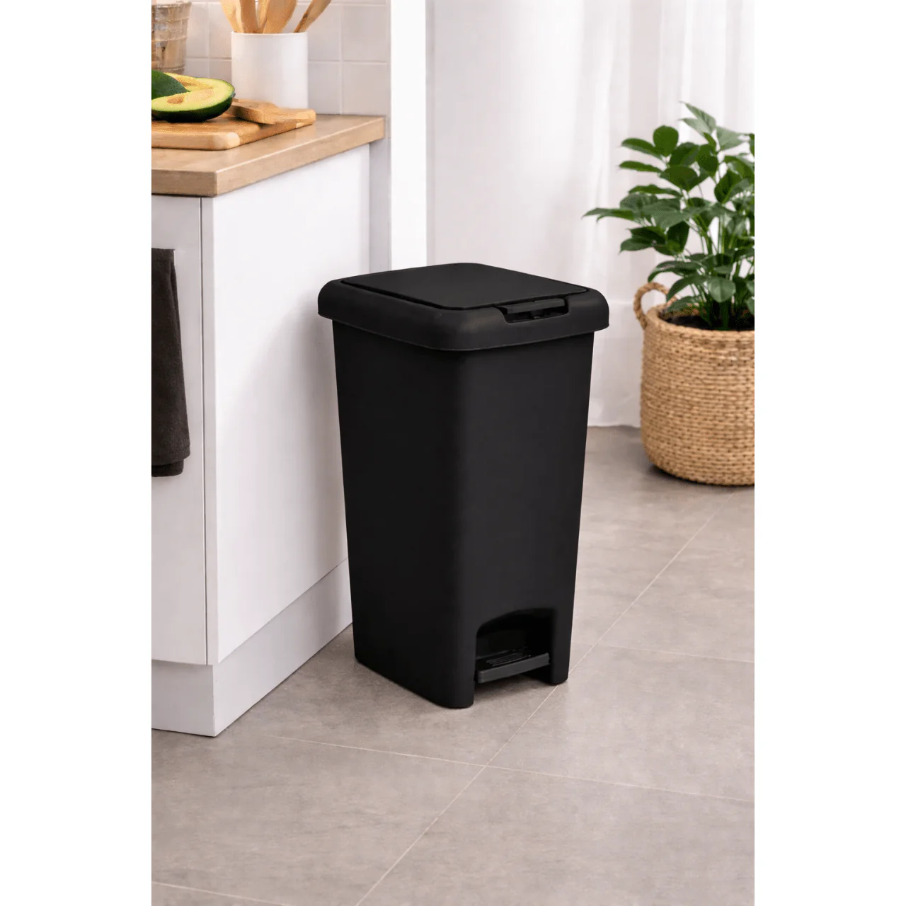 20L Rectangular Step-On Trash Can - Image 5