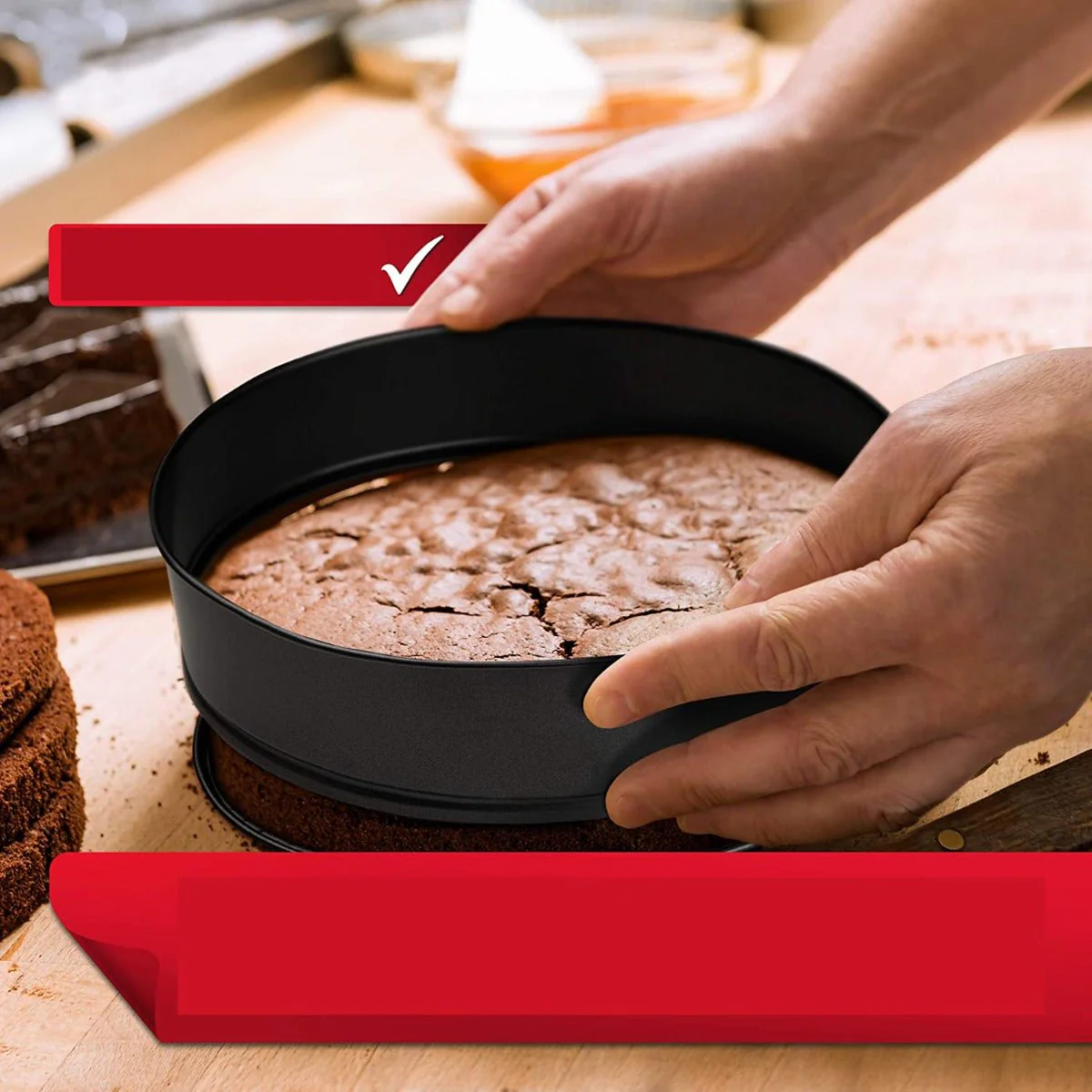 Cake Baking Mold and Spring Buckle