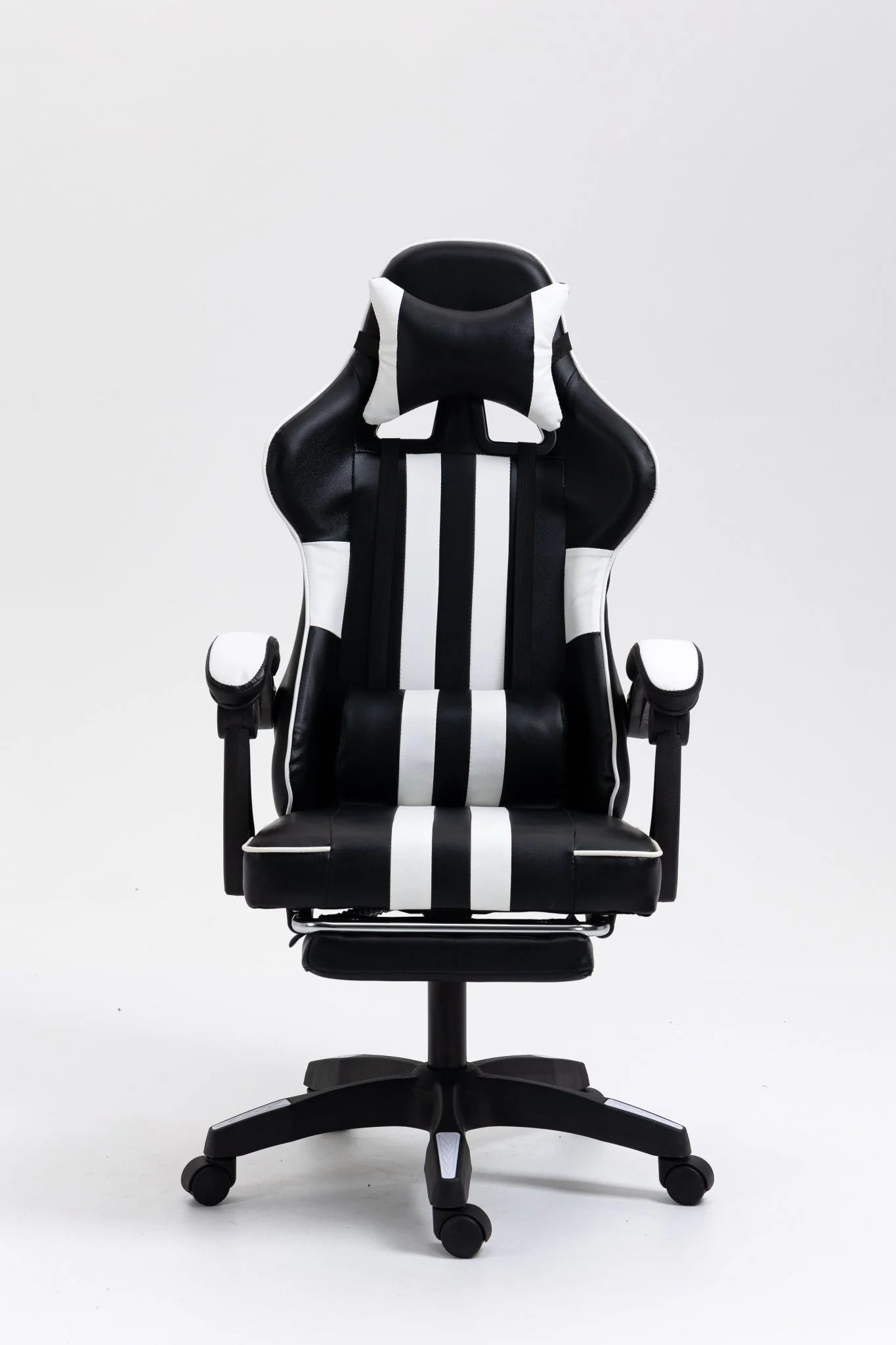 Deluxe Pu Office/Gaming Chair with Retractable Footrest - Image 4