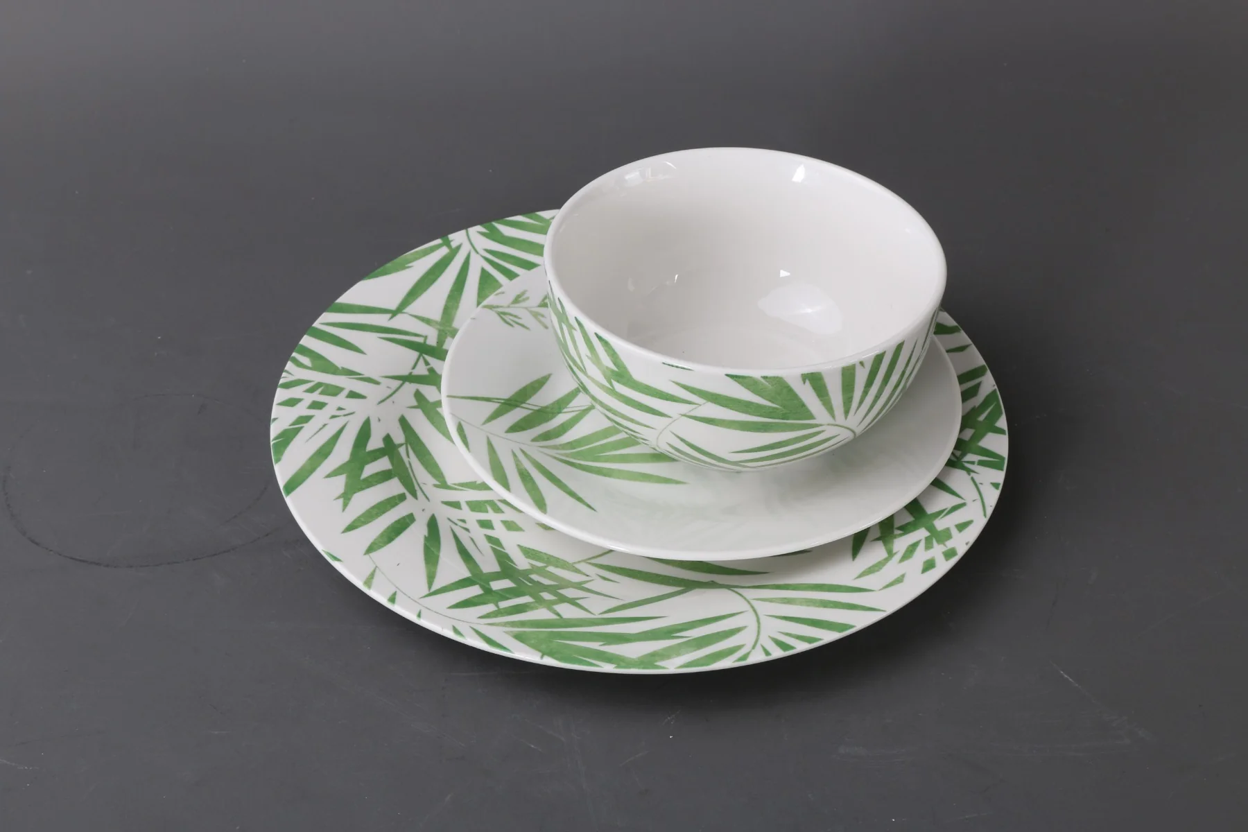 Dinnerware 12pc Set Green Leaves - Image 5