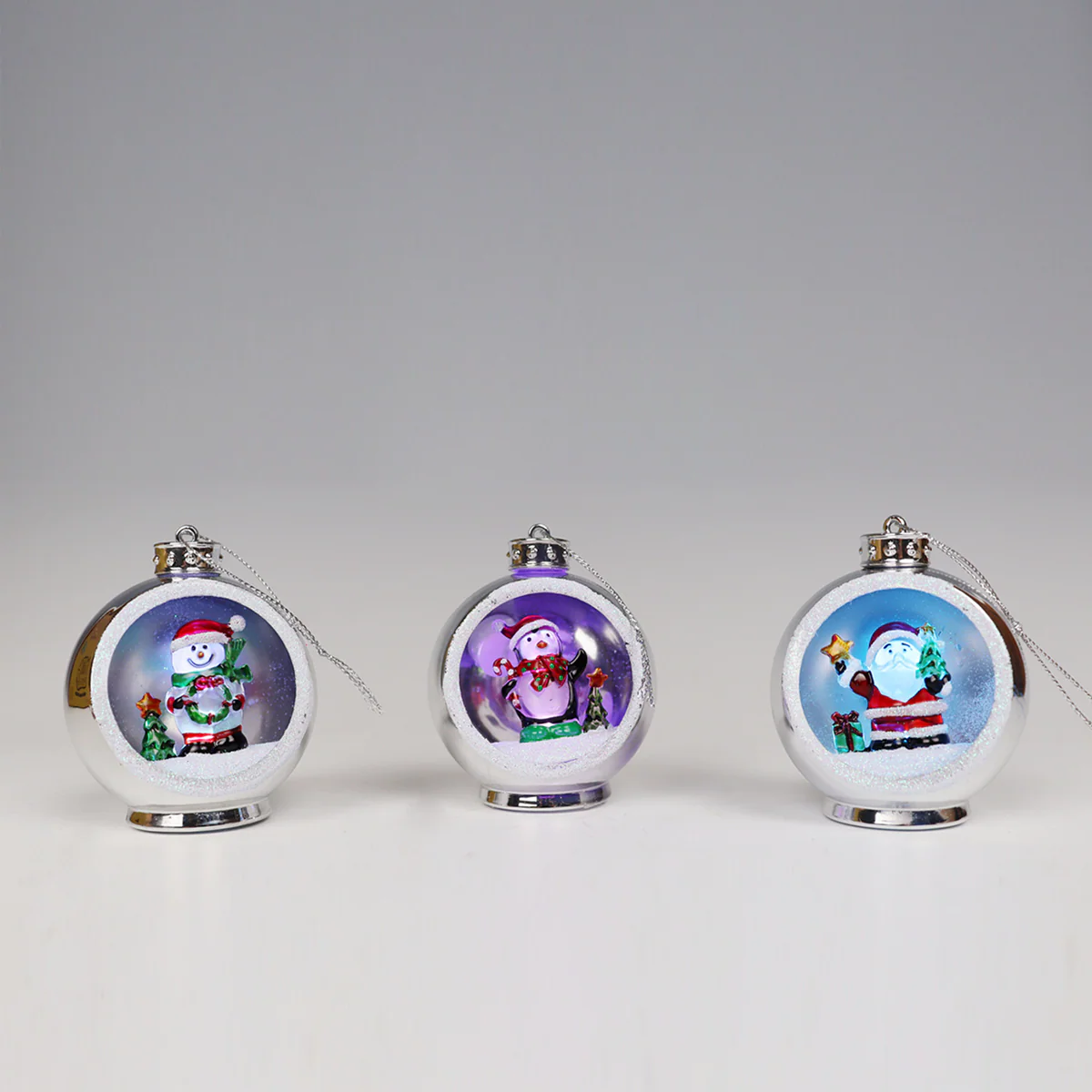 LAUREN TAYLOR - Christmas colour changing LED ornament-Silver