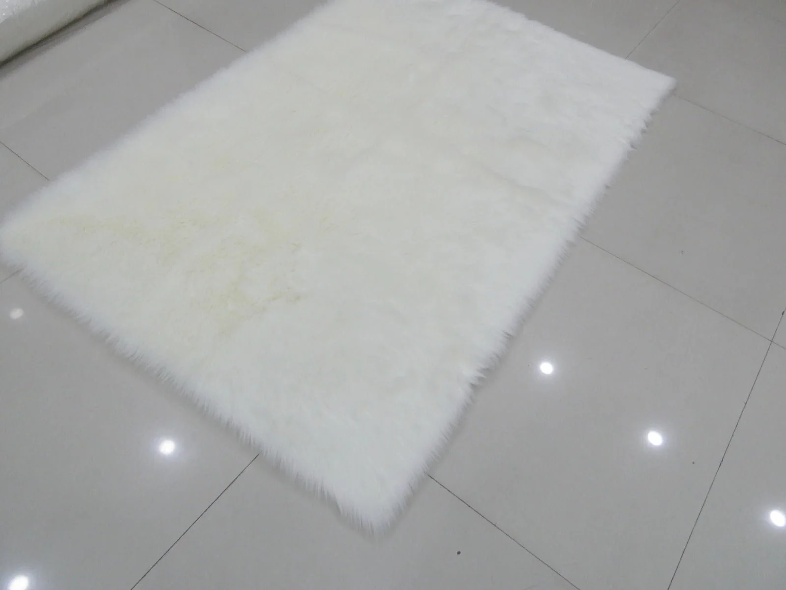 LAUREN TAYLOR - Faux Sheepskin - Image 4