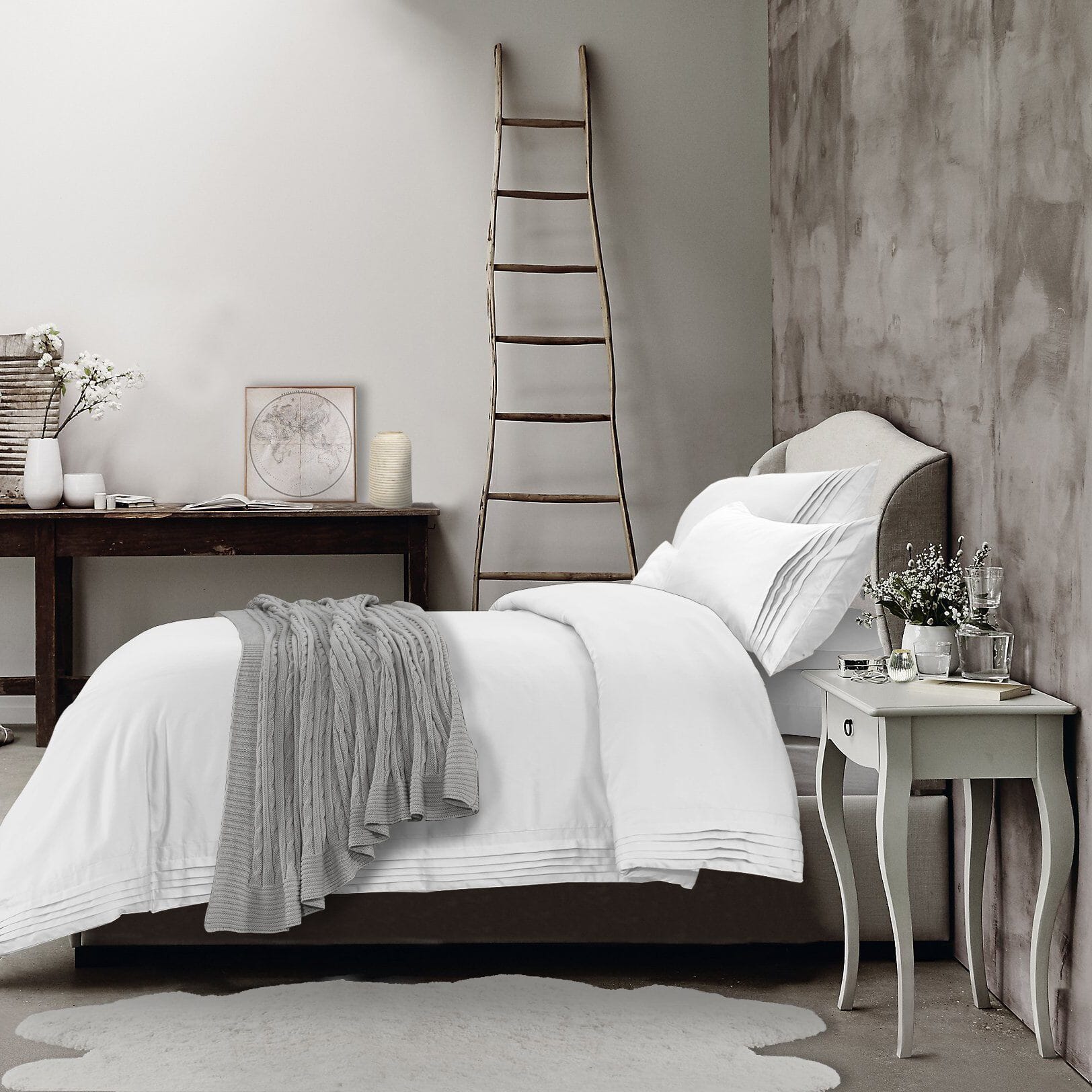 Lauren Taylor Signature - Hotel Pleated Duvet Cover Set | 320 Threads