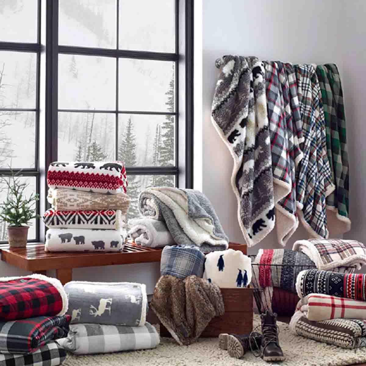 MATHISON Plaid Velour Reverse to Sherpa Throw & Blanket - Image 3