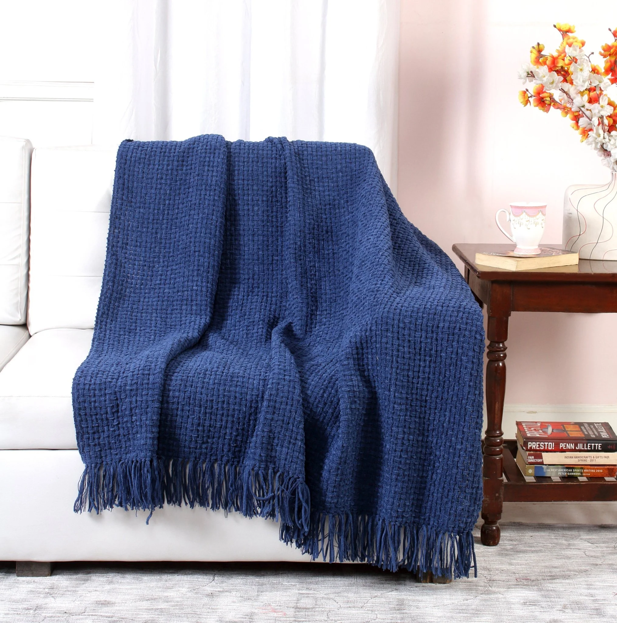 SHAKIRA Chenille Throw - Image 2
