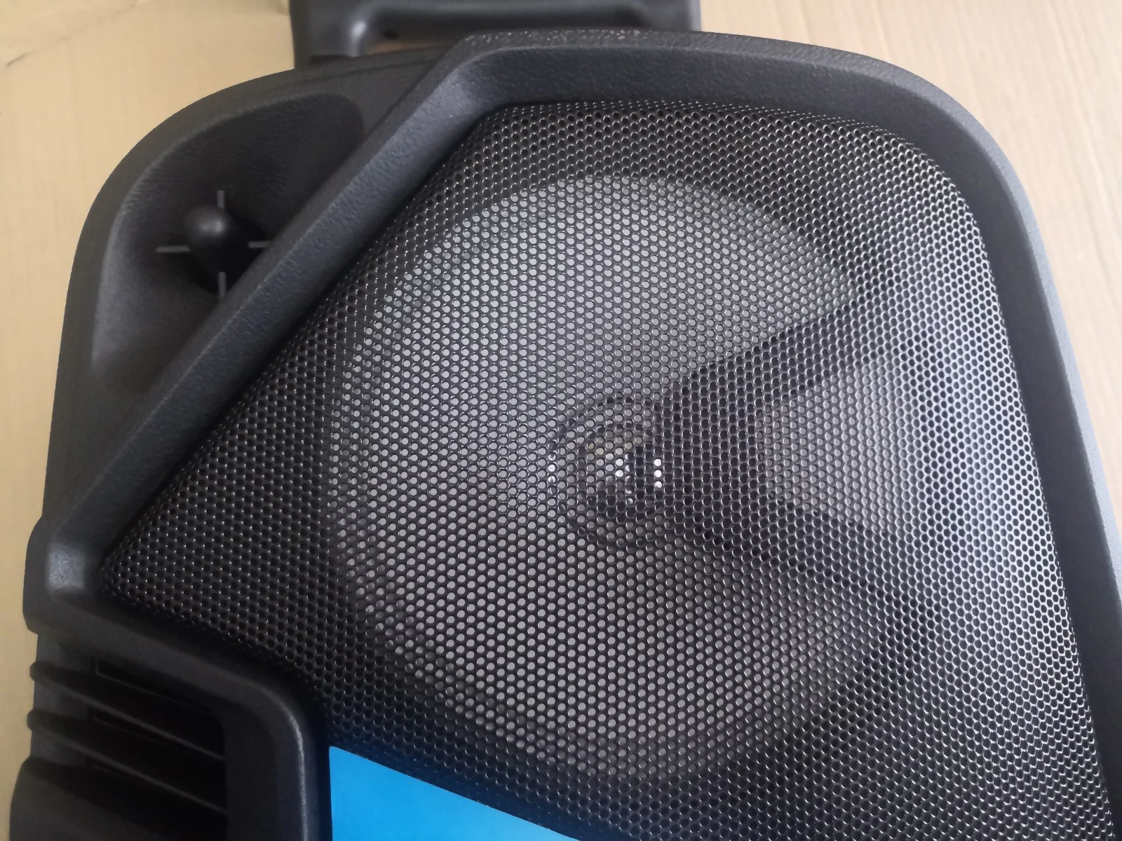 WATTSON- Speaker 2x6.5in 25w BT/FM/SD/AUX/MIC - Image 6